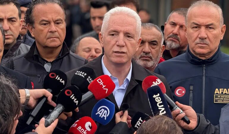 İstanbul’daki sel felaketinde hayatını kaybedenlerin sayısı 4’e yükseldi