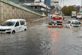 istanbuldakisiddetliyagisinarkasindaucmeteorolojiketkenkapak5b8a35fe37bfeebcjpg-2r9GV6DbxEq0JT0pYQjd.jpeg