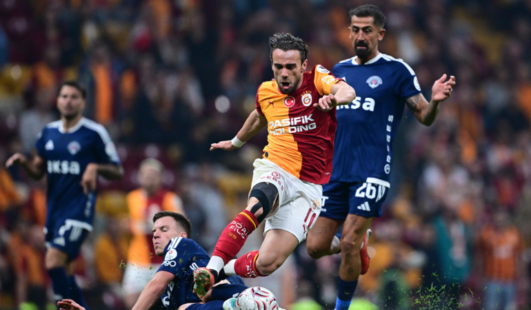 Galatasaray taraftarlarından özür diliyorum, yanlış anlaşıldım