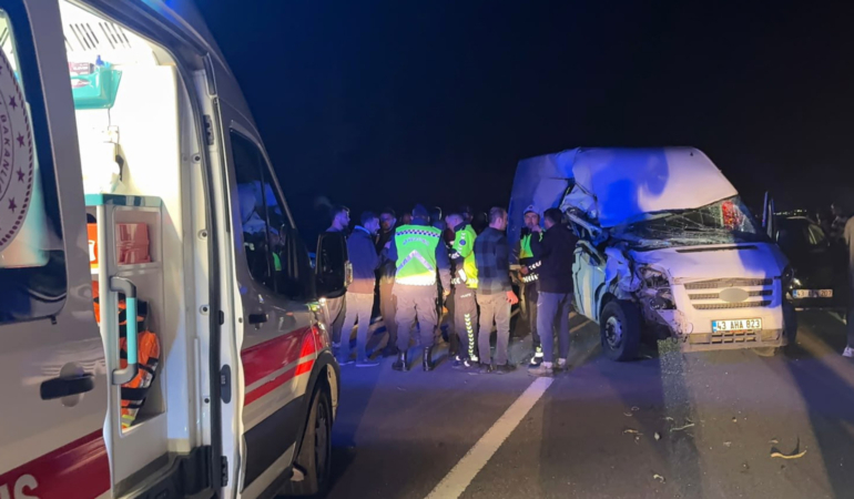 Kütahya’da zincirleme trafik kazası: Çok sayıda yaralı var