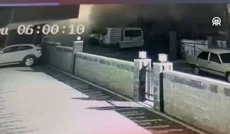 Maltepe'de kısmi olarak çöken 7 katlı binanın çökme anı güvenlik kamerasında