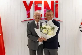 Murat Karayalçın Yeni Parti’ye üye oldu