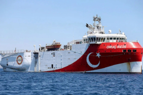 oruc-reis-sahaya-cikti-kablonun-yolu-degistiriliyor-qfcr.jpg