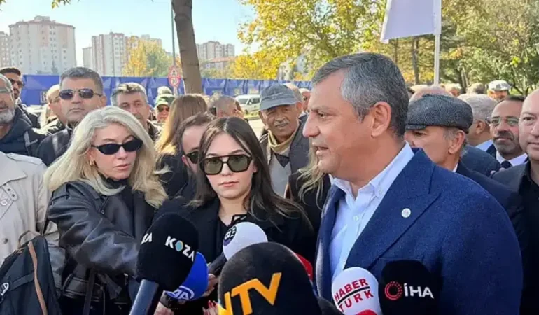 Özgür Özel Partinin Adını Millet Koydu Kimseye Değiştirtmez